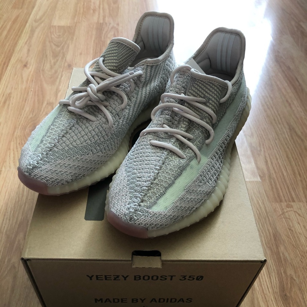 🆕 Adidas Yeezy Boost 350